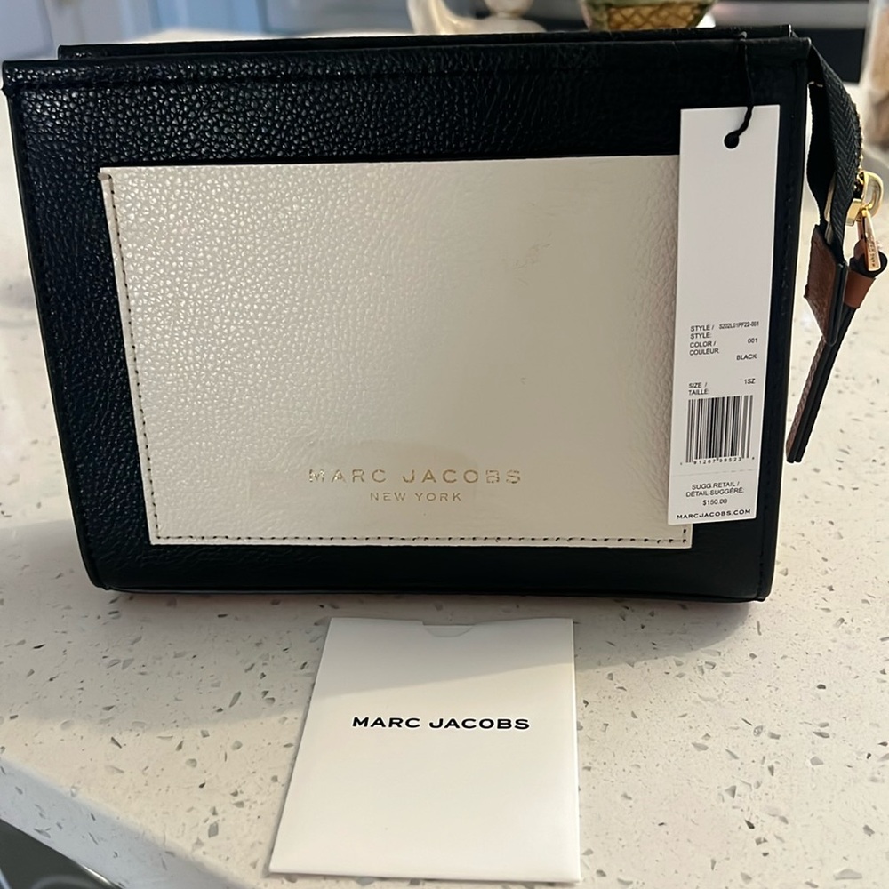 MARC JACOB COSMETIC CASE ❤️
